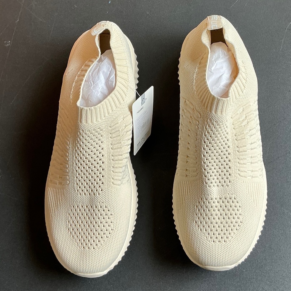 NWT Machine Washable Beige TIOSEBON Women's Athletic Walking Shoes Slip On 11